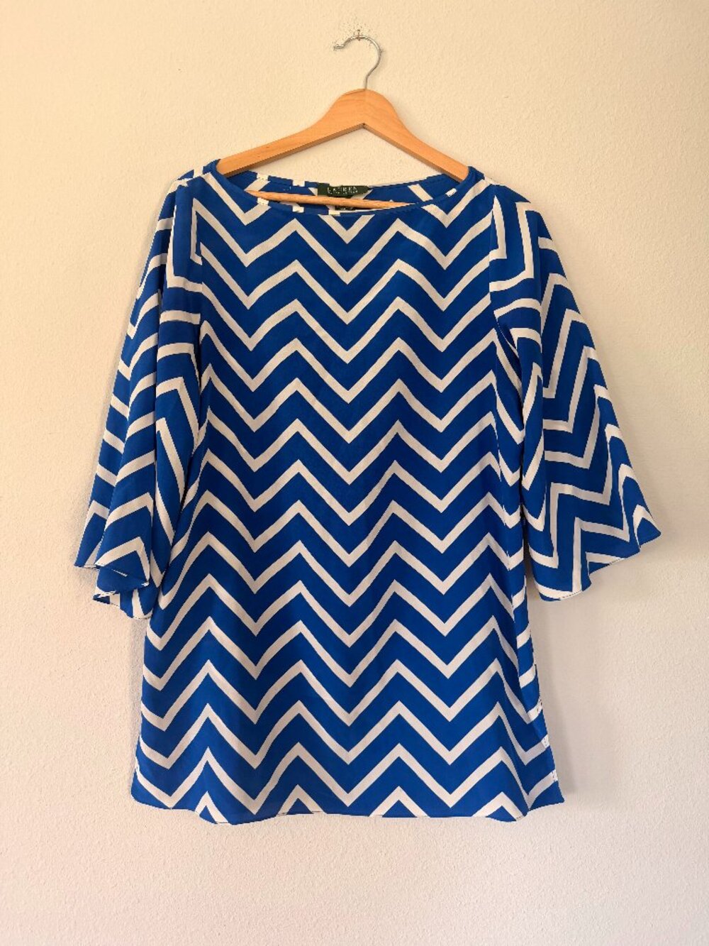 Lauren Ralph Lauren Blue Chevron 100% Silk Top - Sz M